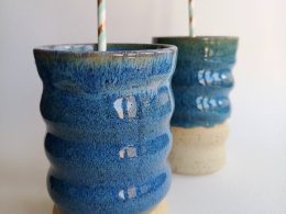 Swirl cup