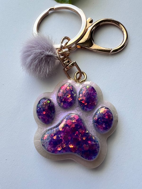 Paw print resin keychain/ keyring