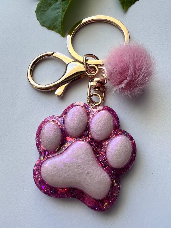 Paw print resin keyring keychain