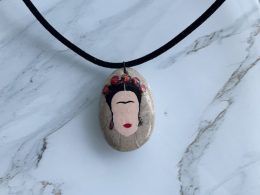 Hand Painted Pebble Necklace "Frida"