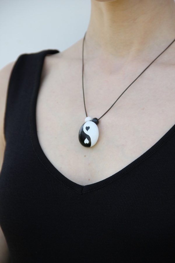 Hand Painted Pebble Necklace "Yin and Yang" - Image 5