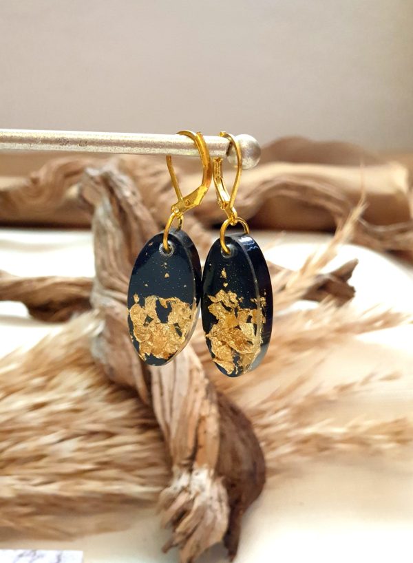 Black Necklace with Golden Leaves and Earrings Set - Image 2