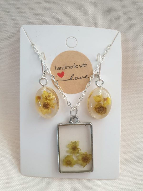 Yellow Flowers Jewelry Set - Image 2