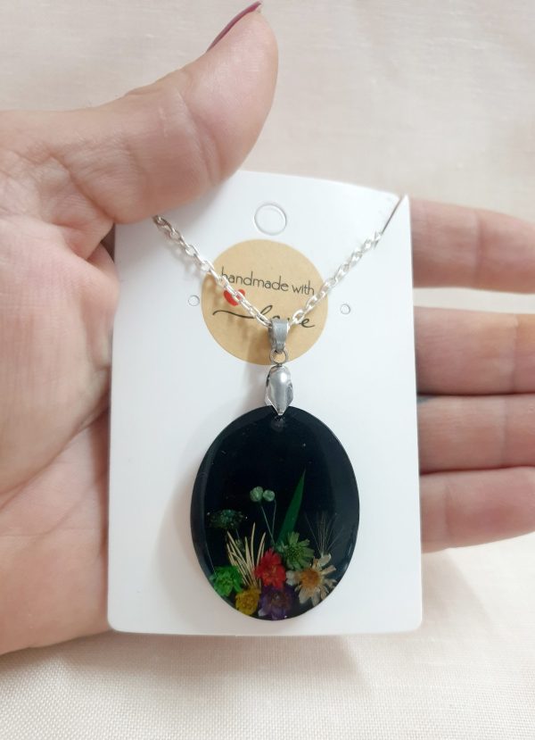 Pendant With Flowers - black - Image 3
