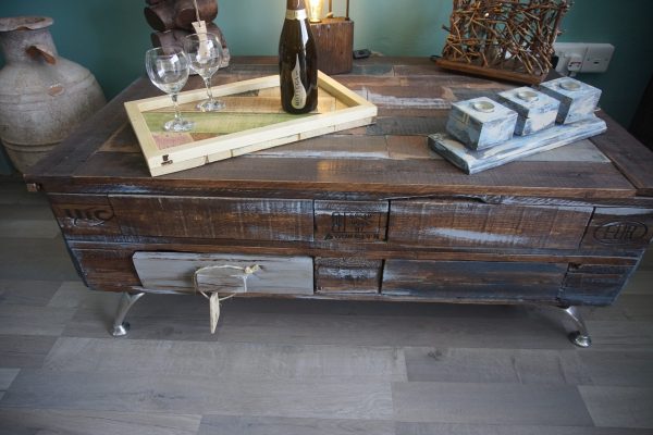 Handmade, quality, unique Euro pallet coffee table - Image 11
