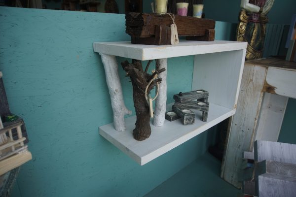 Custom wall shelf - Image 10