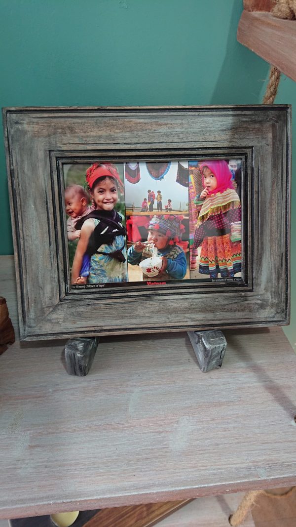 Rustic photo frame with own unique stand - Image 6