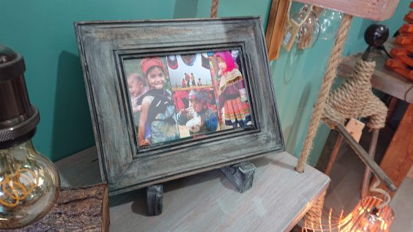 Rustic photo frame with own unique stand - Image 7