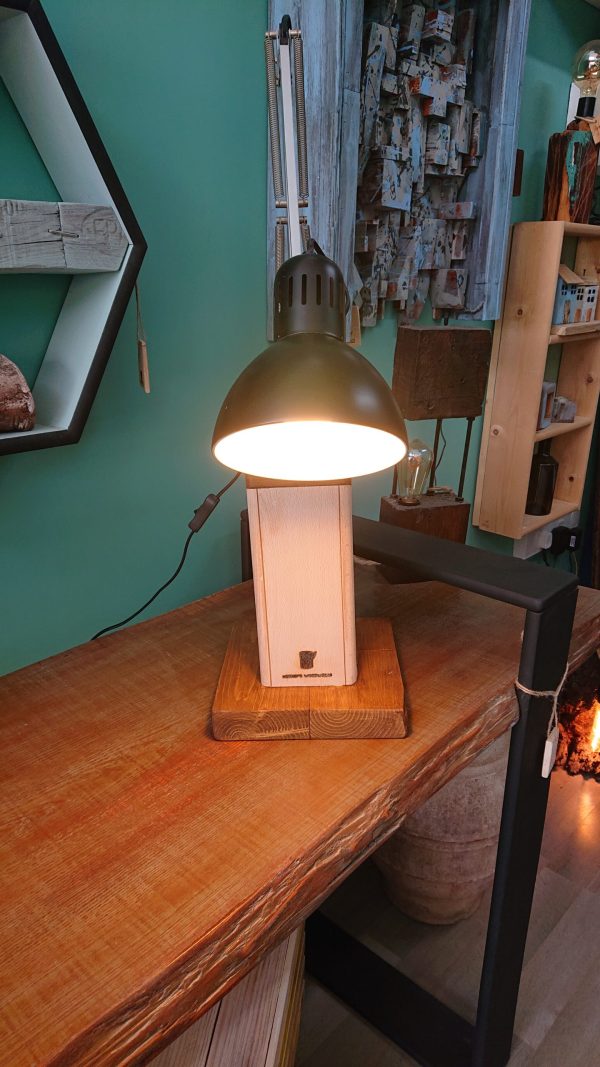 Industrial style work lamp on handmade stand with carry handle - Image 7
