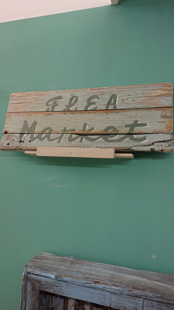 60cm x 25cm Vintage, old wood shop signs or wall hangings - Image 5