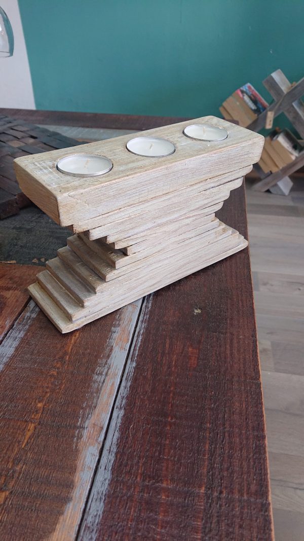 Stacked triple tealight block