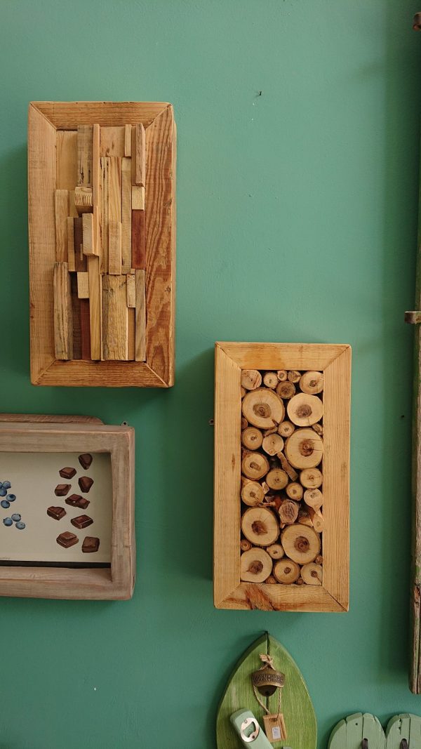 Solid wood and off cut wall art feature - Image 10