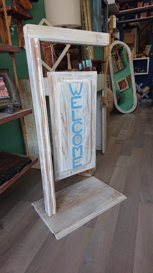 Free-standing, 'welcome' patio/entrance way sign - Image 2