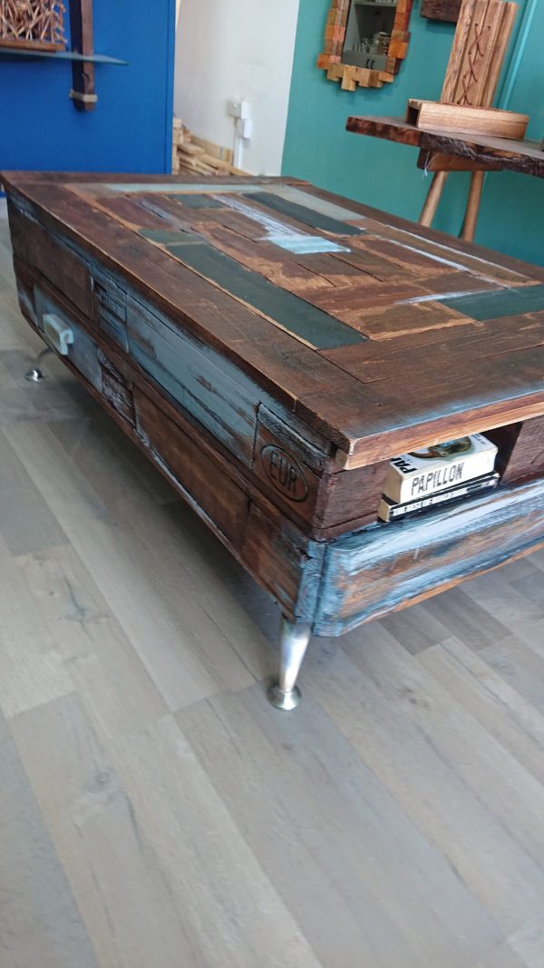 Handmade, quality, unique Euro pallet coffee table