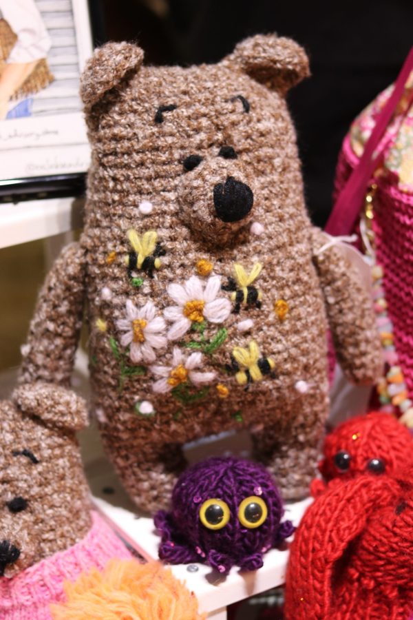 Teddy Bear with bees - Image 5