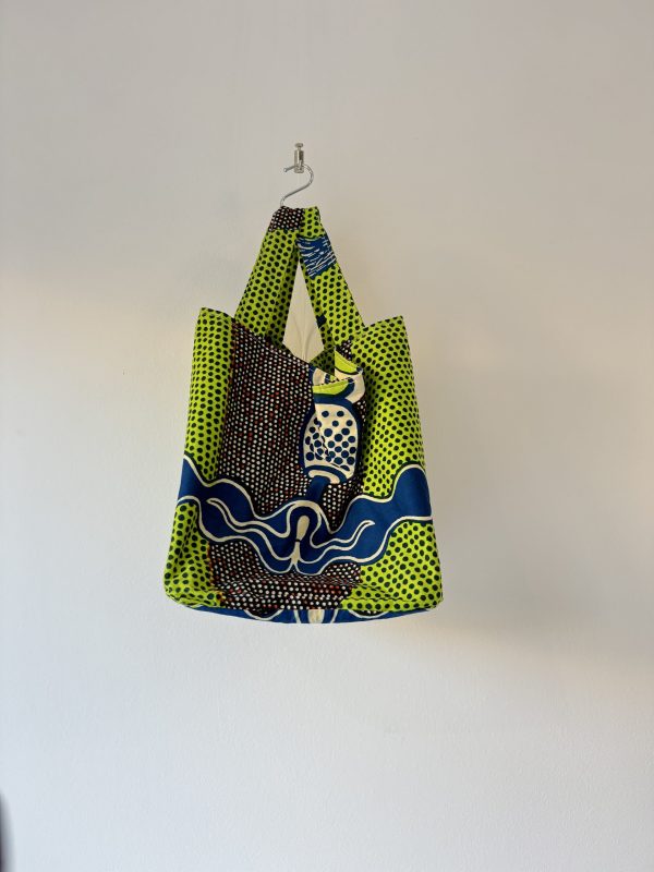 Handmade African Wax Print Tote Bag - Vibrant & Bold Statement Piece - Unique, Handcrafted and Stylish - Bold & Beautiful African Print Tote - Everyday Chic Tote Bag - Image 6
