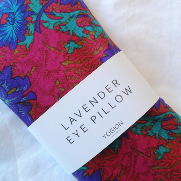 Lavender eye pillow Fassett Kaffe Floral close up