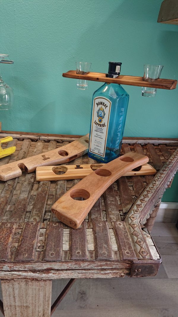 Wine bottle and twin glass displays - Image 9