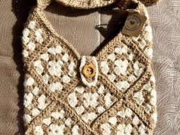 Wool granny square bag