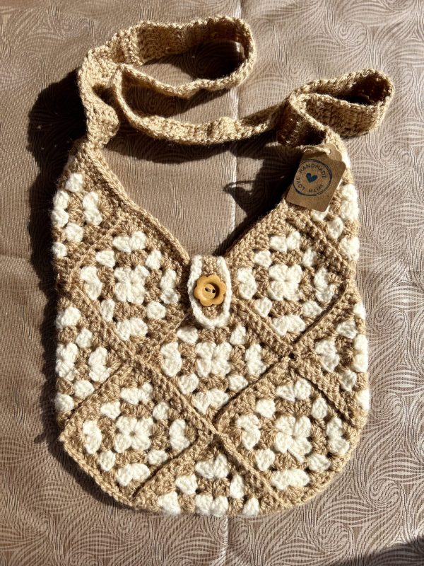 Wool granny square bag