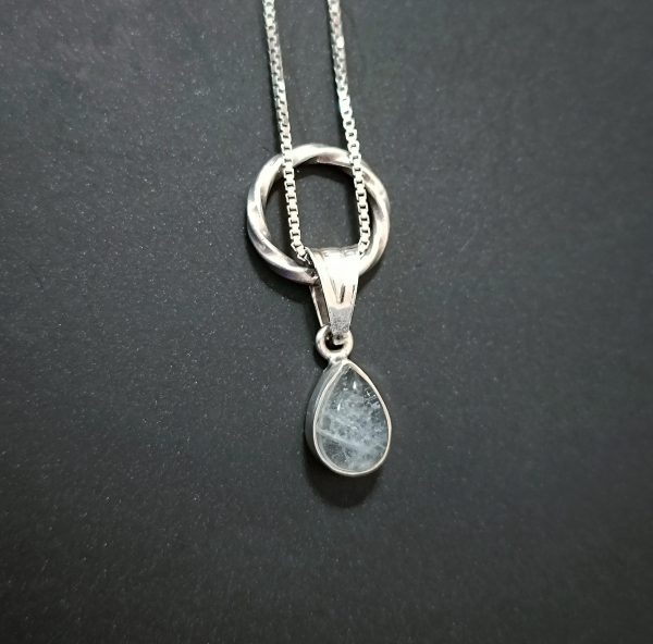 Silver apatite tear pendant in silver square chain - Image 2