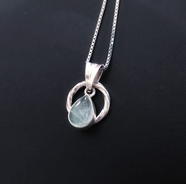 Silver apatite tear pendant in silver square chain
