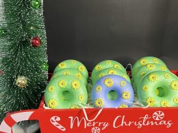 Bath bomb DONUTS WITH FLOWER