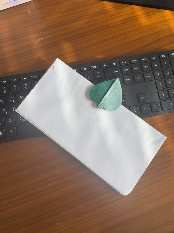 Charming Felt 'Leaf' Napkin Holders- Set of 12