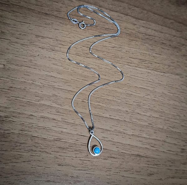 Silver turquoise drop pendant in silver square chain - Image 3