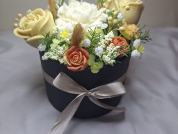 Candles Flowers box 3?