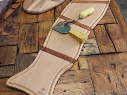 Wood serving board/platter