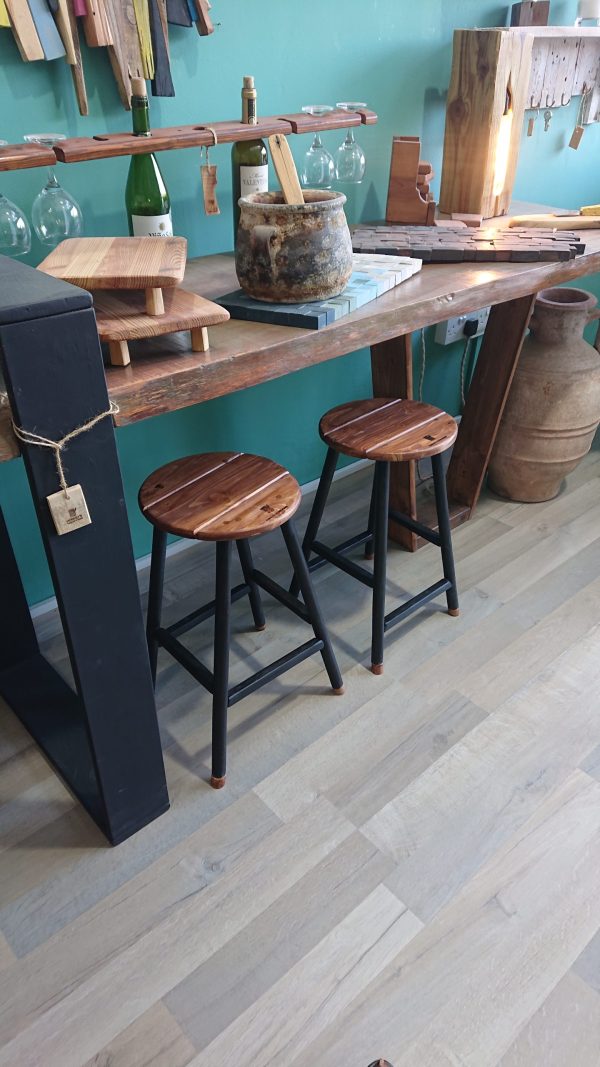 Beautiful pair of handmade stools - Image 11