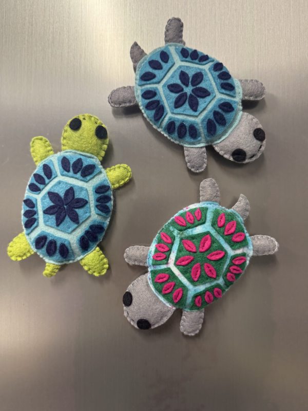 Felt Sea Turtle Magnet - 3 colours to choose from
