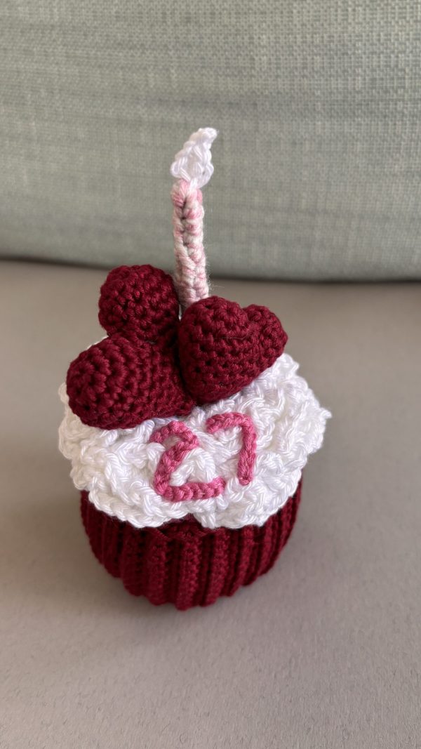 Sweet Crochet Cupcake – Unique Gift for Birthdays, Anniversaries & Special Moments