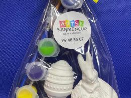 Ceramic Gypsum 3D Female Easter Bunny with Magnetic Eggs
