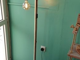 Dual bulb, free standing floor lamp
