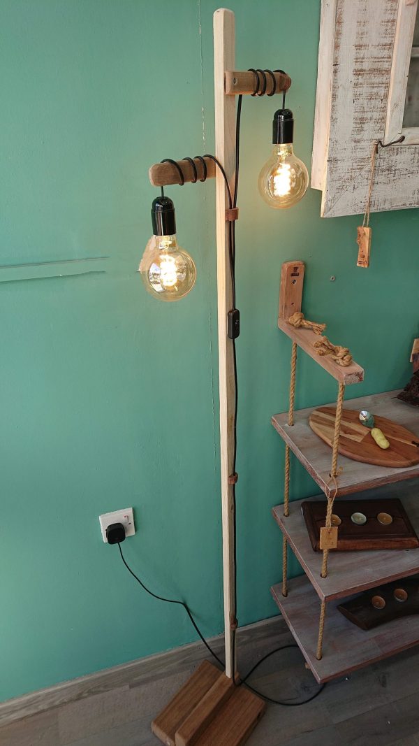 Dual bulb, free standing floor lamp - Image 12