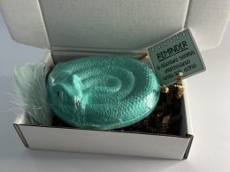 Box with bath bomb